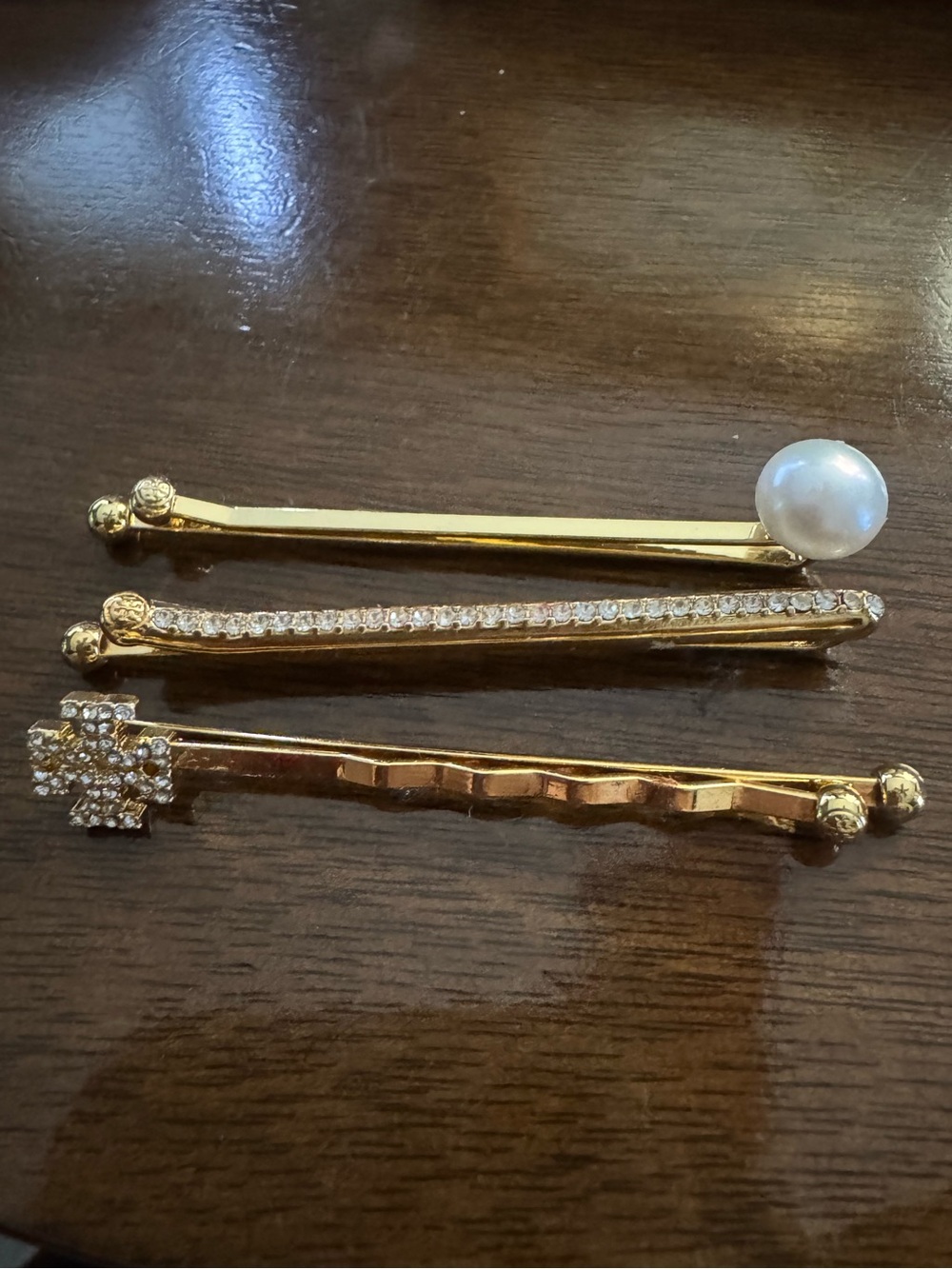 Tory Burch • Gold pave crystal, pearl and gold hair pins NEW $109